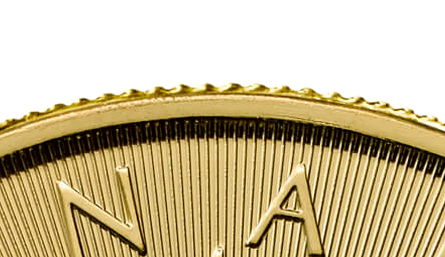 Gold Maple Leaf reeded edge detail